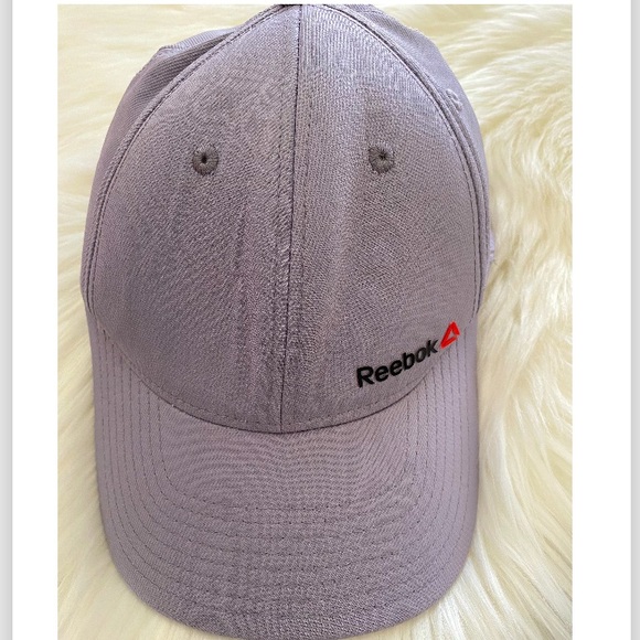 Reebok Gray Plain Hat w/ Logo - Picture 1 of 6